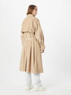 Herrlicher Trenchcoats Tussenmantel Theodore Dames Sand -Dameskleding Verkoop Winkel 05ce5b0de2e75315d9611e2efa2320f2
