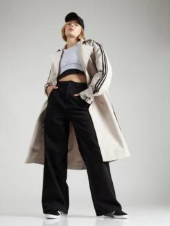 Adidas Originals Trenchcoats Tussenmantel Dames Beige 12 Adidas Originals Trenchcoats Tussenmantel Dames Beige -Dameskleding Verkoop Winkel 2204fd65a3df5b09860b62bade942610