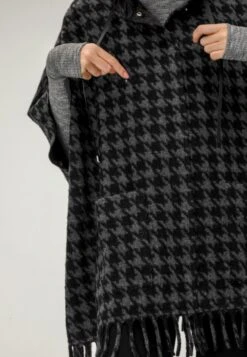 HELMIDGE Ponchos & Kimonos Cape Dames Grijs -Dameskleding Verkoop Winkel 2f03ec4f3b0eab5c2d1779d6ac7bec63