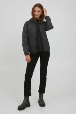 B.young Donsjassen Tussenjas BYAMAILA Dames Zwart -Dameskleding Verkoop Winkel 31e3cadf7f380693862fecc3ff4f0d7b