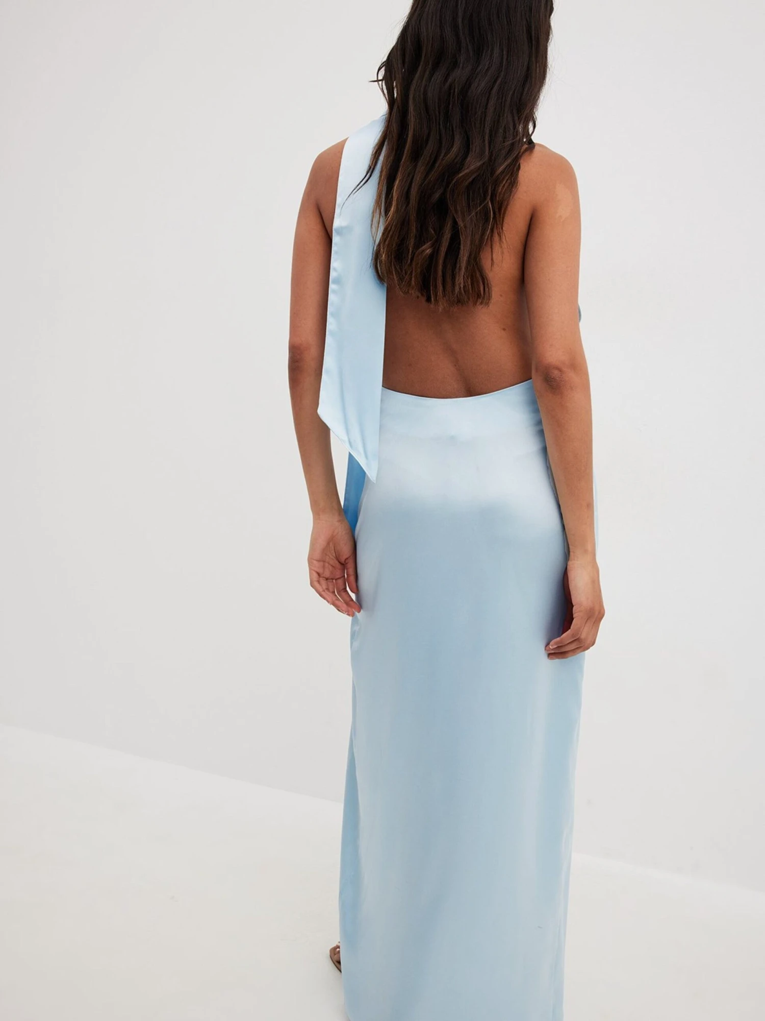 NA-KD Avondjurken Avondjurk Dames Hemelsblauw 4 NA-KD Avondjurken Avondjurk Dames Hemelsblauw - Afbeelding 2