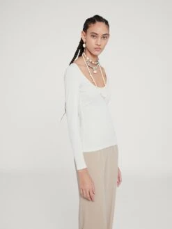 EDITED Longsleeves Shirt Oni Dames Offwhite -Dameskleding Verkoop Winkel 6cdc0f0cbaf55efb961cecb2cb08bc5f