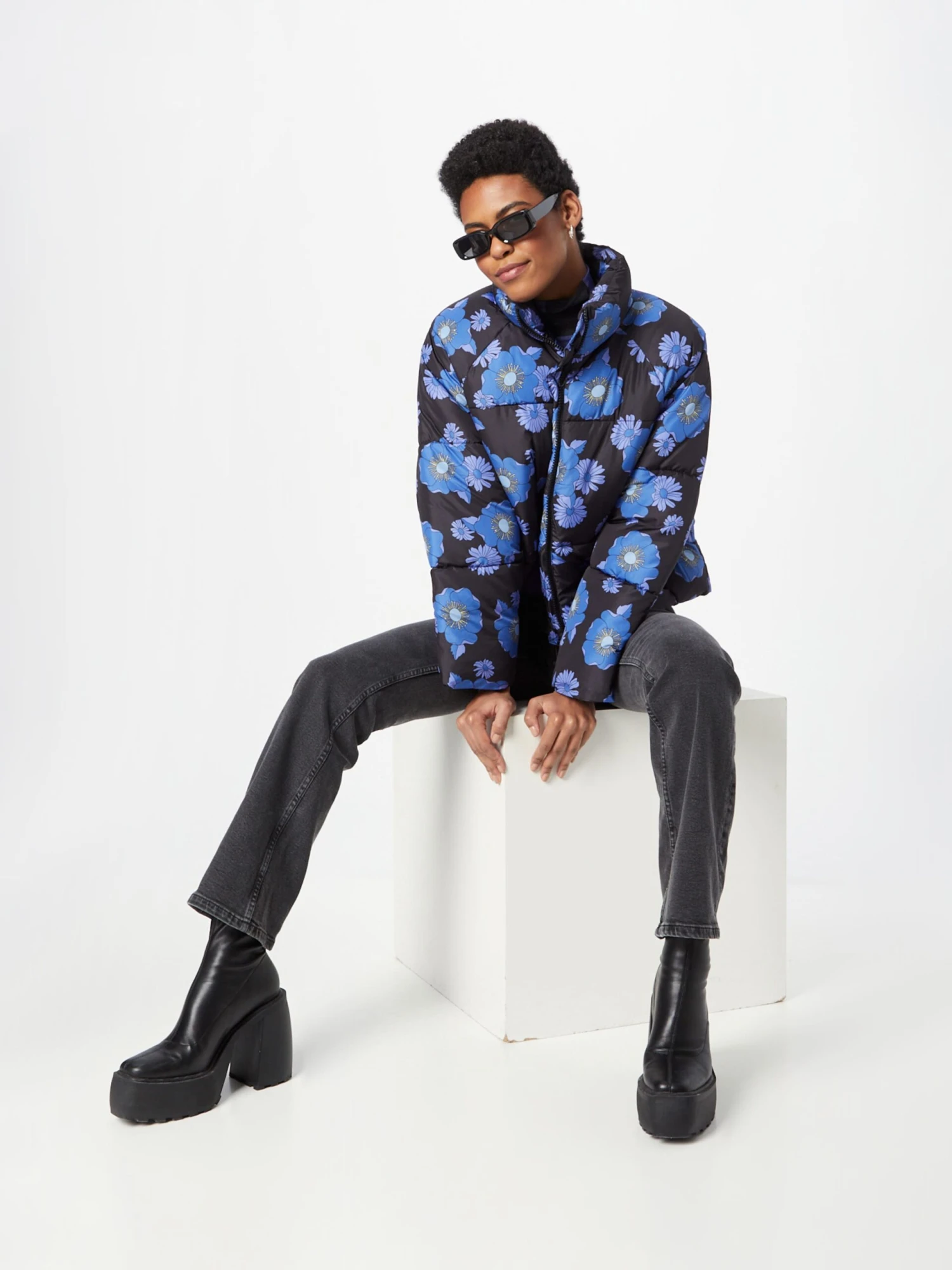 Monki Tussenjassen Tussenjas Dames Blauw / Navy 7 Monki Tussenjassen Tussenjas Dames Blauw / Navy - Afbeelding 5