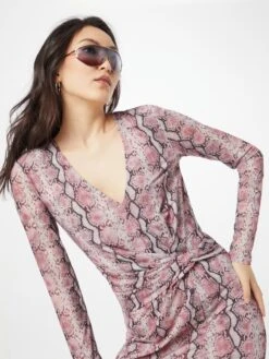 Patrizia Pepe Mini Jurken Jurk Dames Roze -Dameskleding Verkoop Winkel 865bd65b85ccbeb221164ca969ba4959