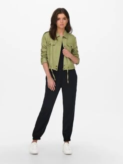 ONLY Tussenjassen Tussenjas MATI Dames Kaki -Dameskleding Verkoop Winkel aac8800035ee3741b52fcc4514397d70