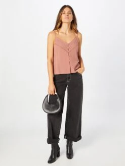 About You Spaghetti Tops Top Vivian Dames Roze 11 About You Spaghetti Tops Top Vivian Dames Roze -Dameskleding Verkoop Winkel abbd6ff26f16094f446c6cfae21f8e74