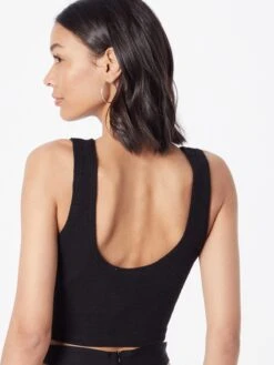 WEEKDAY Tanktops Top Elvira Dames Zwart / Wit 10 WEEKDAY Tanktops Top Elvira Dames Zwart / Wit -Dameskleding Verkoop Winkel b78ef5244823b264c85f1da3816eccfd