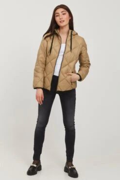 B.young Donsjassen Tussenjas BYAMAILA Dames Lichtbruin 10 B.young Donsjassen Tussenjas BYAMAILA Dames Lichtbruin -Dameskleding Verkoop Winkel c6fc512ebb1fc32bf935072b837e0518